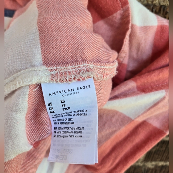 American Eagle button up - Picture 3 of 6